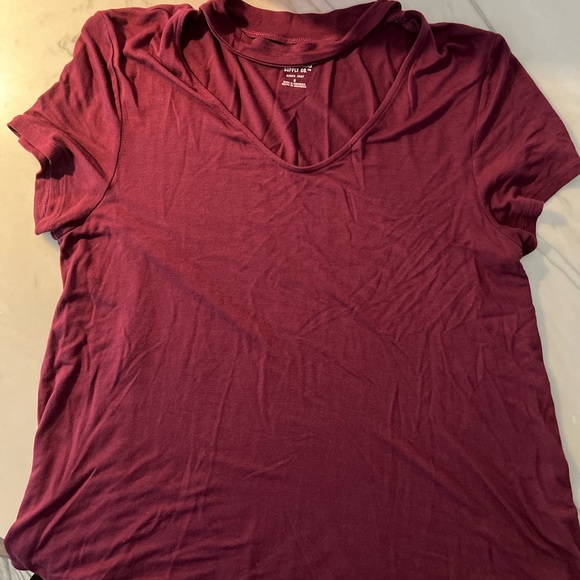 Mossimo Women’s Choker Top short sleeve sz S color Maroon - Picture 3 of 3